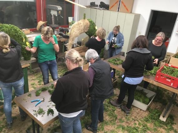 Aufruf zur Mithilfe - Beginn beim Binden bereits am Montag 24.3. ab 13.00 Uhr